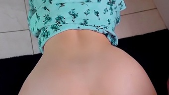 This Girl Claims To Love Anal More Than Anything Else