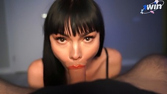 Natural Tits Babe Swallows Cum After Deepthroat