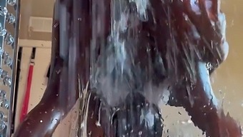 Los Momentos Más Íntimos De Esha Mae: Una Recopilación De Squirting Y Orgásmica