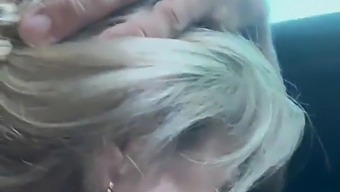 Schattige Amateur Alineflavio Bereikt Een Echt Orgasme In Buitenautoporno
